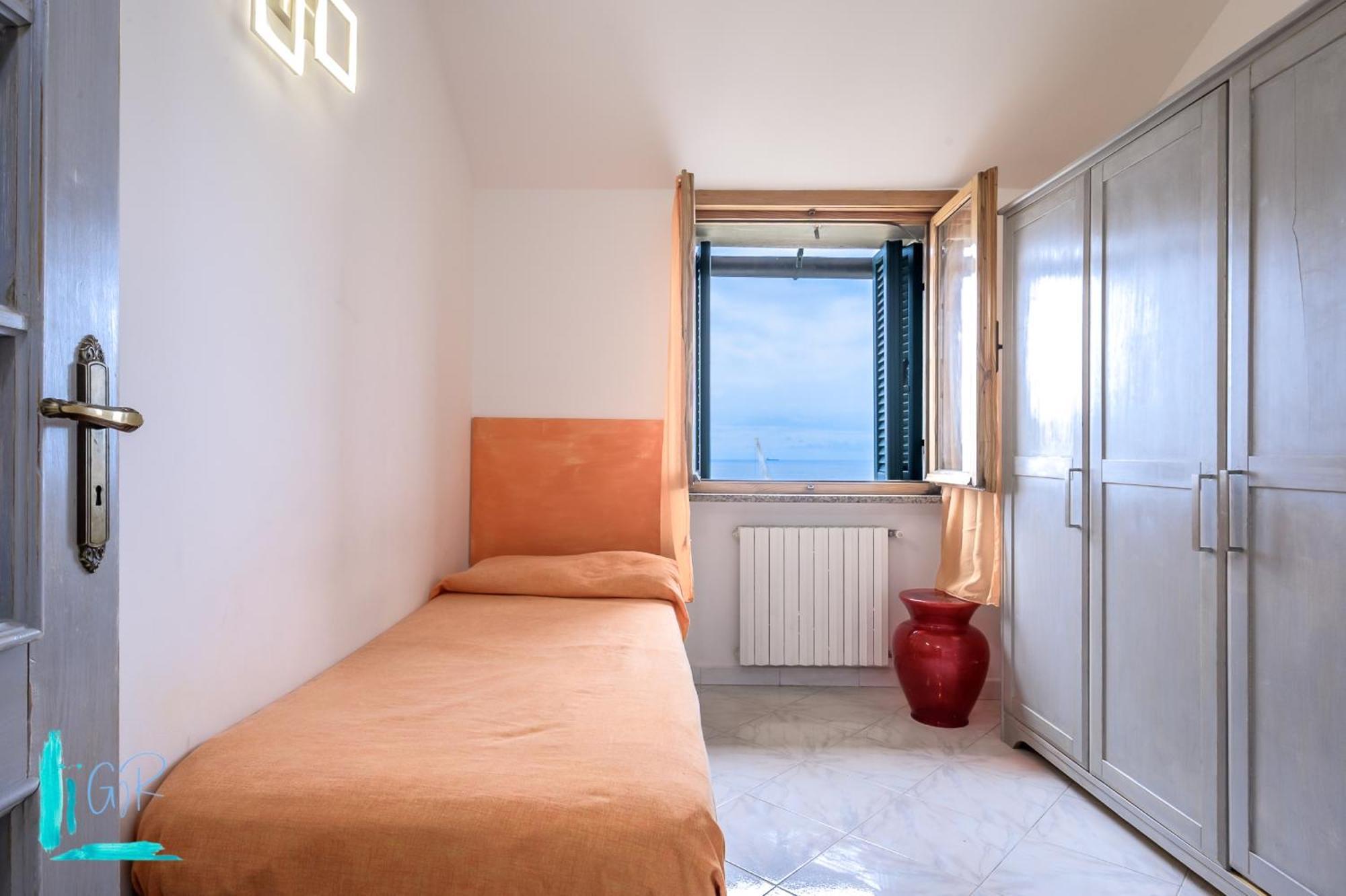 Ferienwohnung La Mansarda Sopra Campo Pisano - Genovainrelax Exterior foto